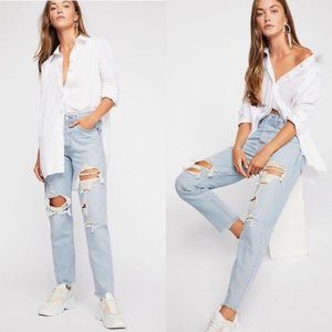 LEVI'S WEDGIE DESTROY JEANS COLLATERAL DAMAGE 24 w